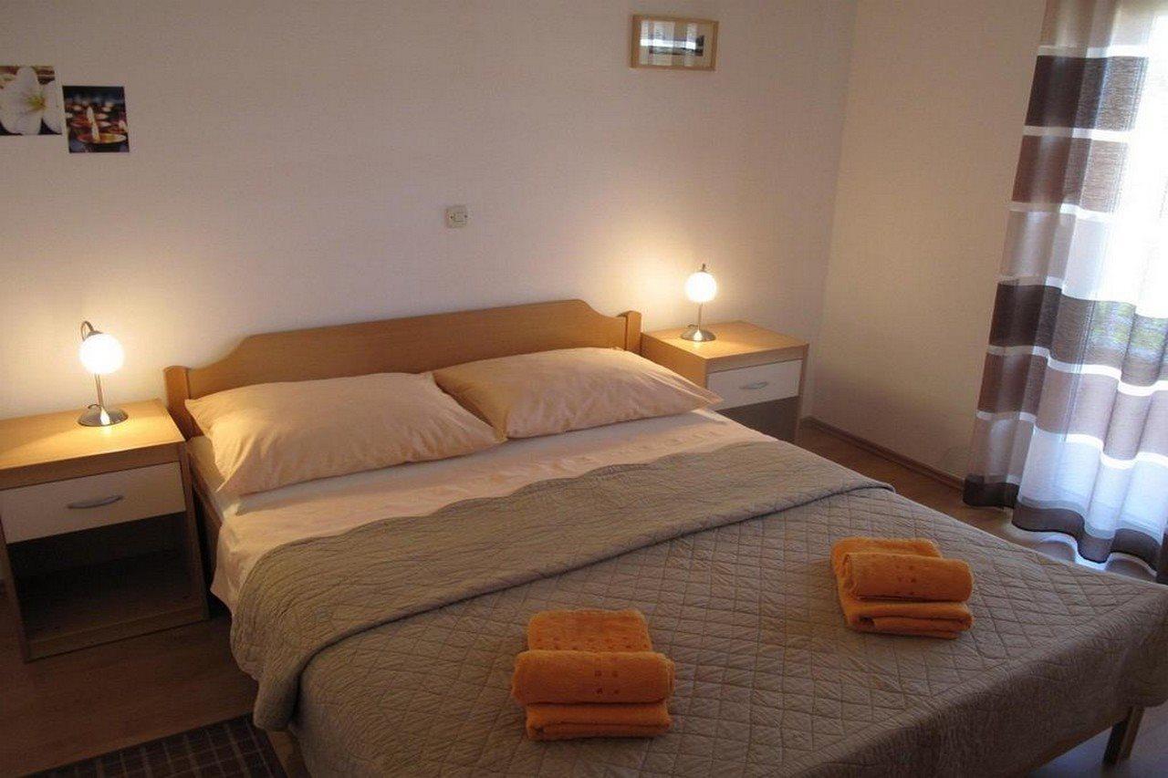 Apartments Mia สตารีกราด ภายนอก รูปภาพ