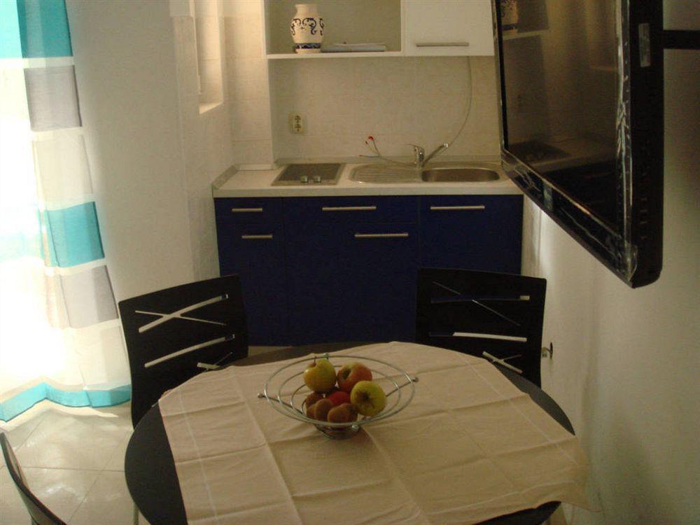 Apartments Mia สตารีกราด ภายนอก รูปภาพ